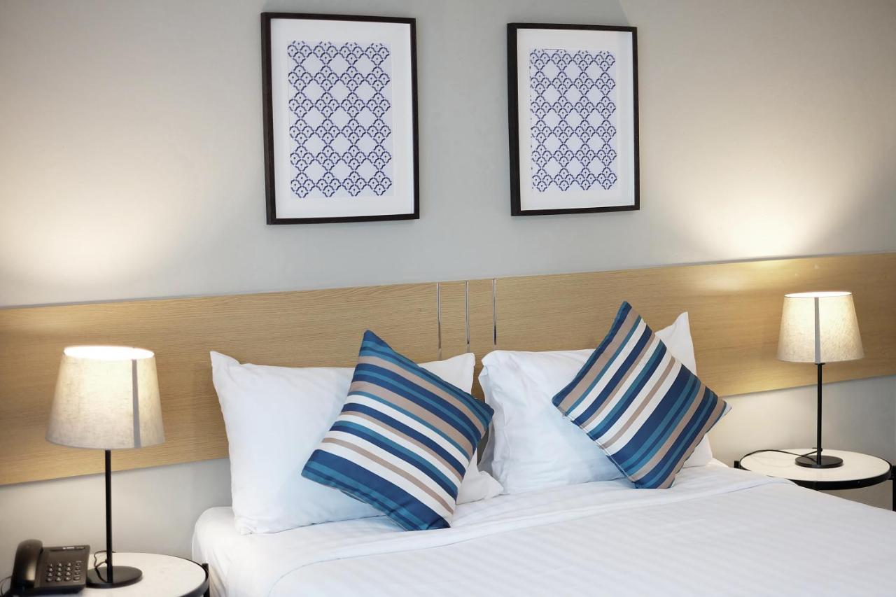 Samran Place Hotel Бангкок Экстерьер фото